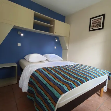 Appartement Ravissant 32m2 Dans Les Pins, Golf De Lacanau-océan, Accès Piscine Et Piste Cyclable, Parking Gratuit